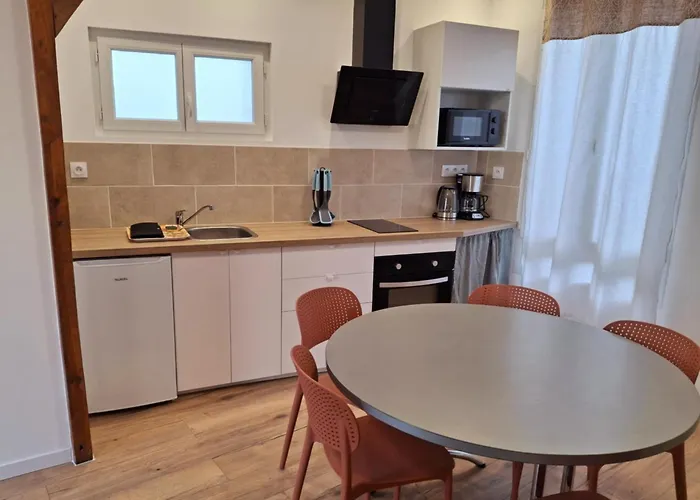 La Petite Broussaille Holiday home Autreches